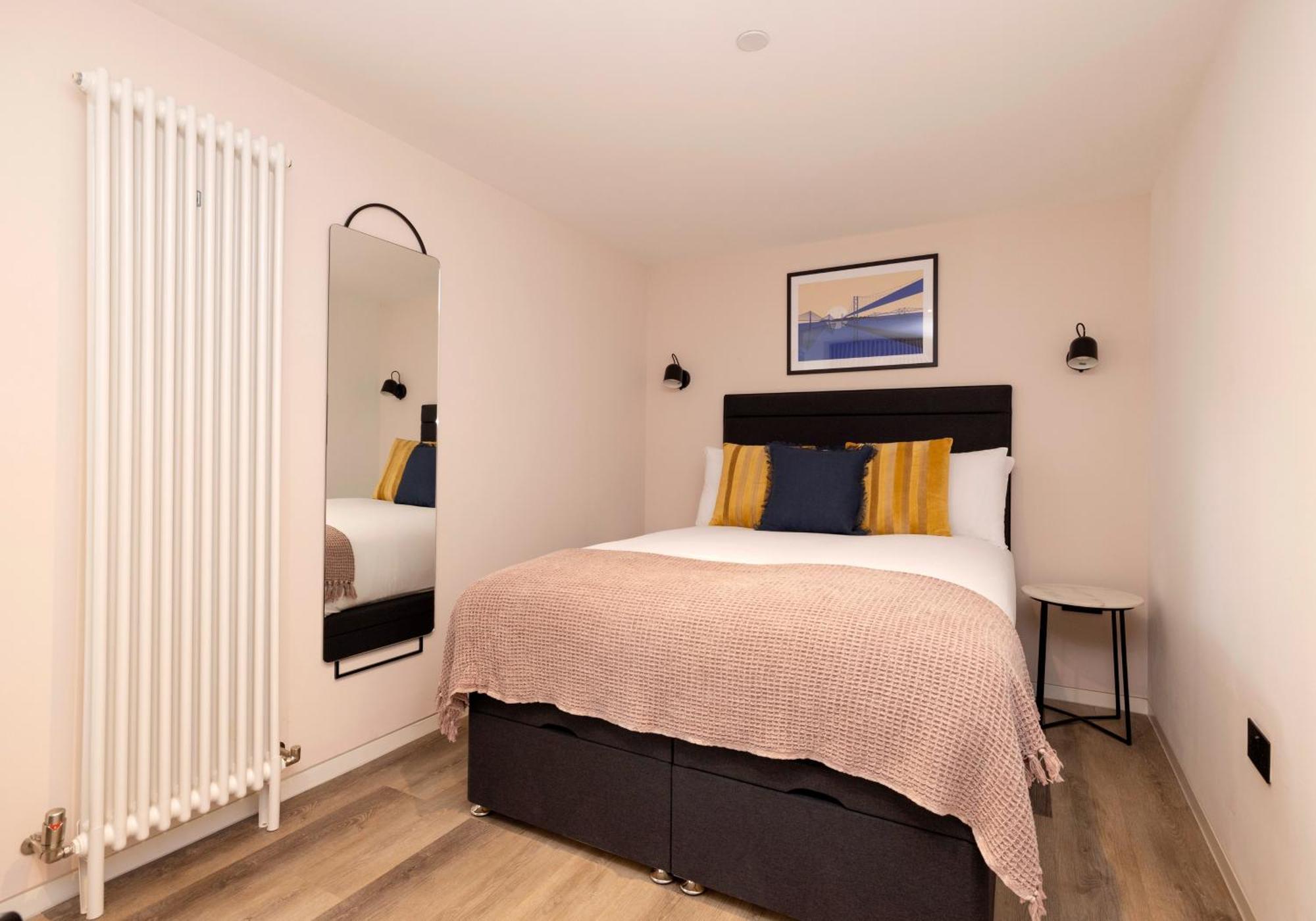Charming Studios Near Holyrood Park & Calton Hill Edinburgh Ruang foto