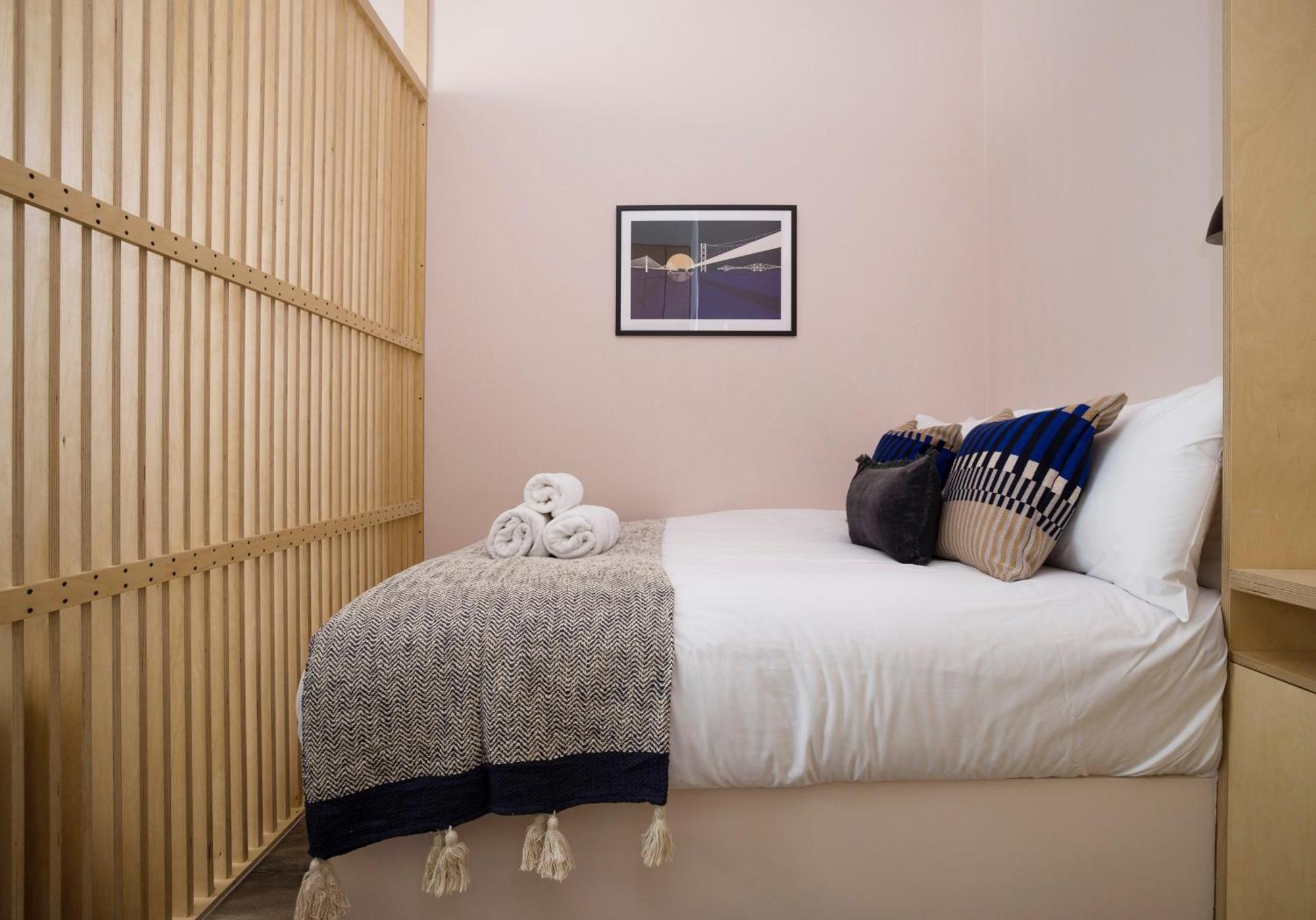 Charming Studios Near Holyrood Park & Calton Hill Edinburgh Ruang foto