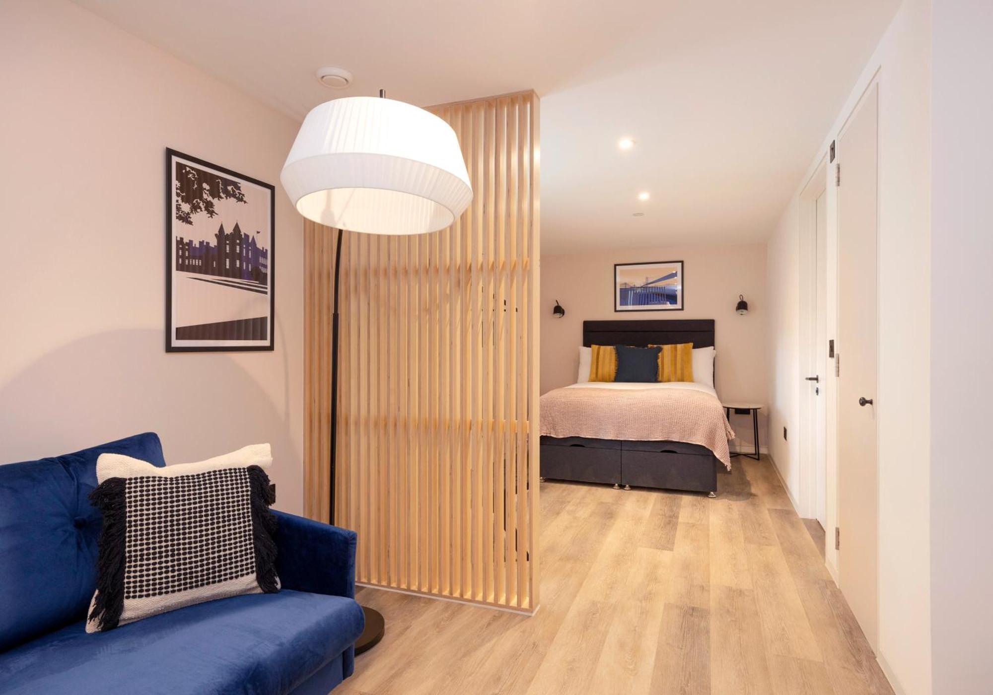 Charming Studios Near Holyrood Park & Calton Hill Edinburgh Ruang foto