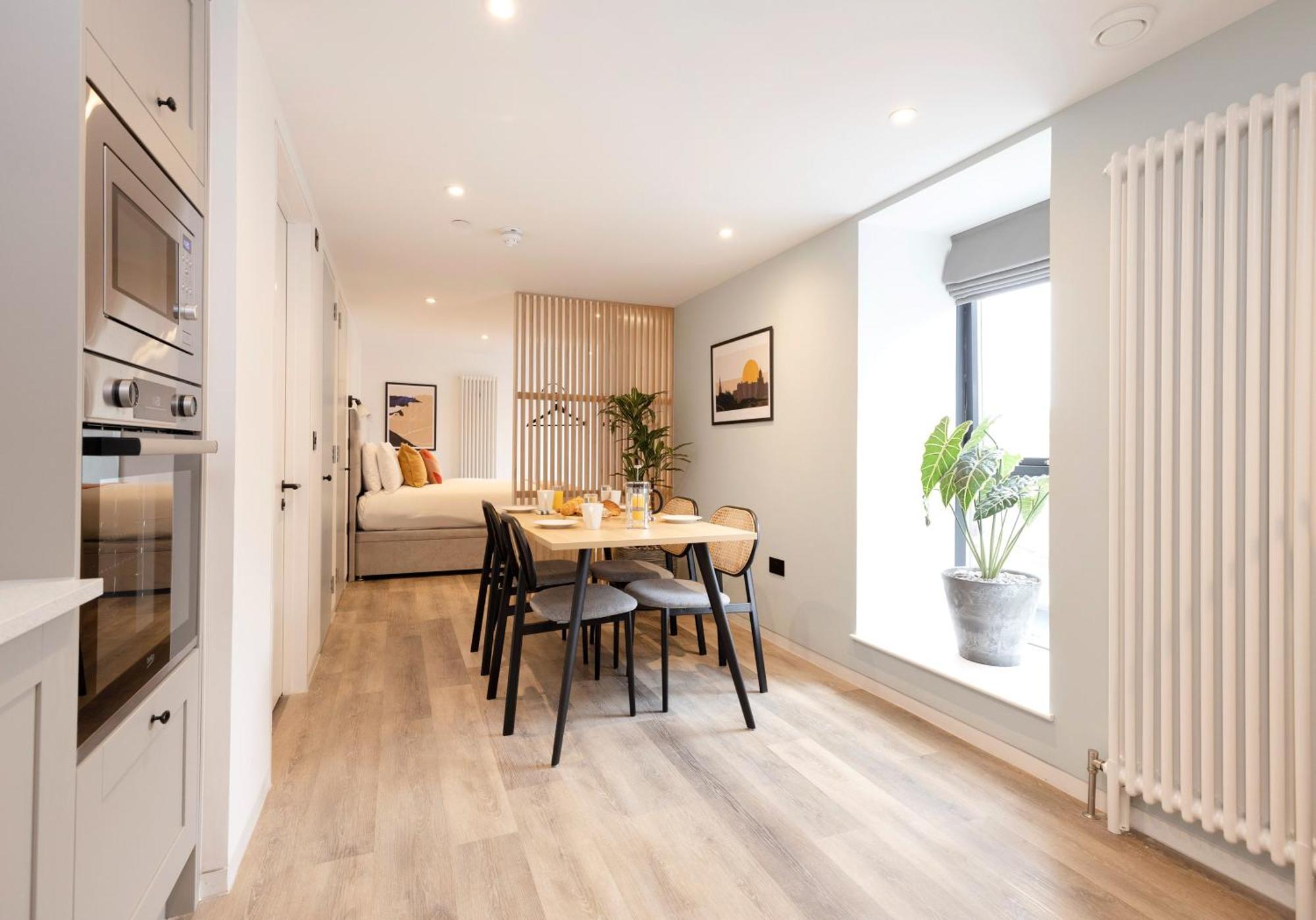 Charming Studios Near Holyrood Park & Calton Hill Edinburgh Ruang foto