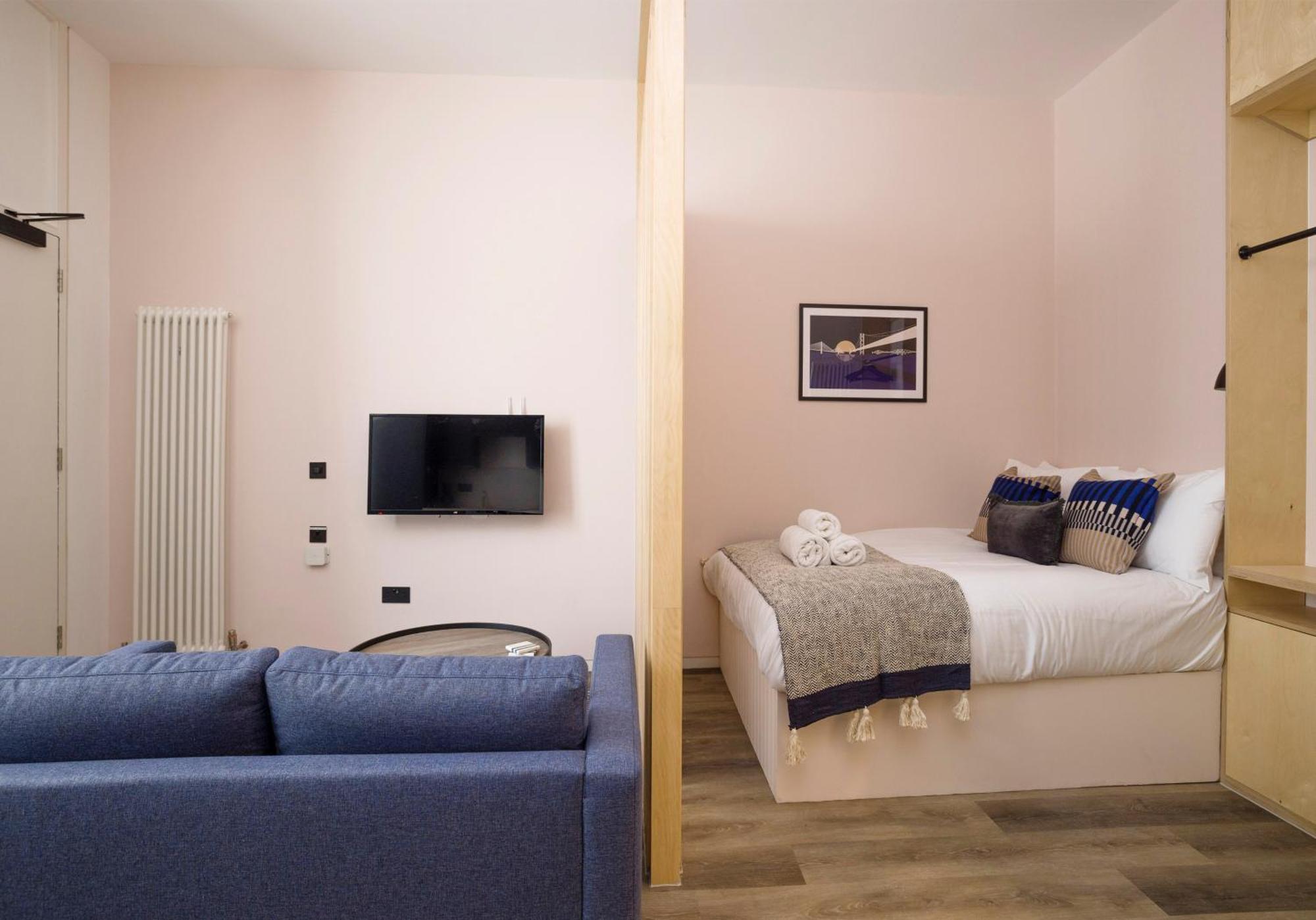 Charming Studios Near Holyrood Park & Calton Hill Edinburgh Ruang foto