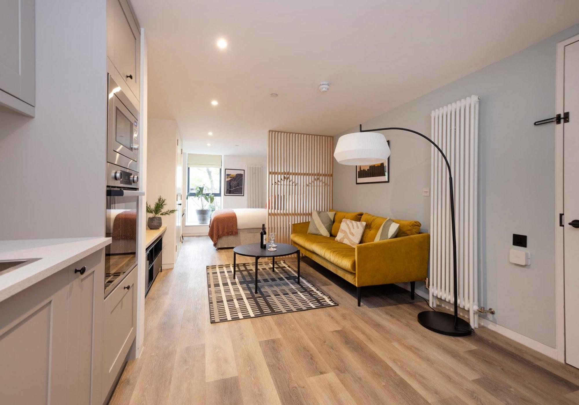 Charming Studios Near Holyrood Park & Calton Hill Edinburgh Ruang foto